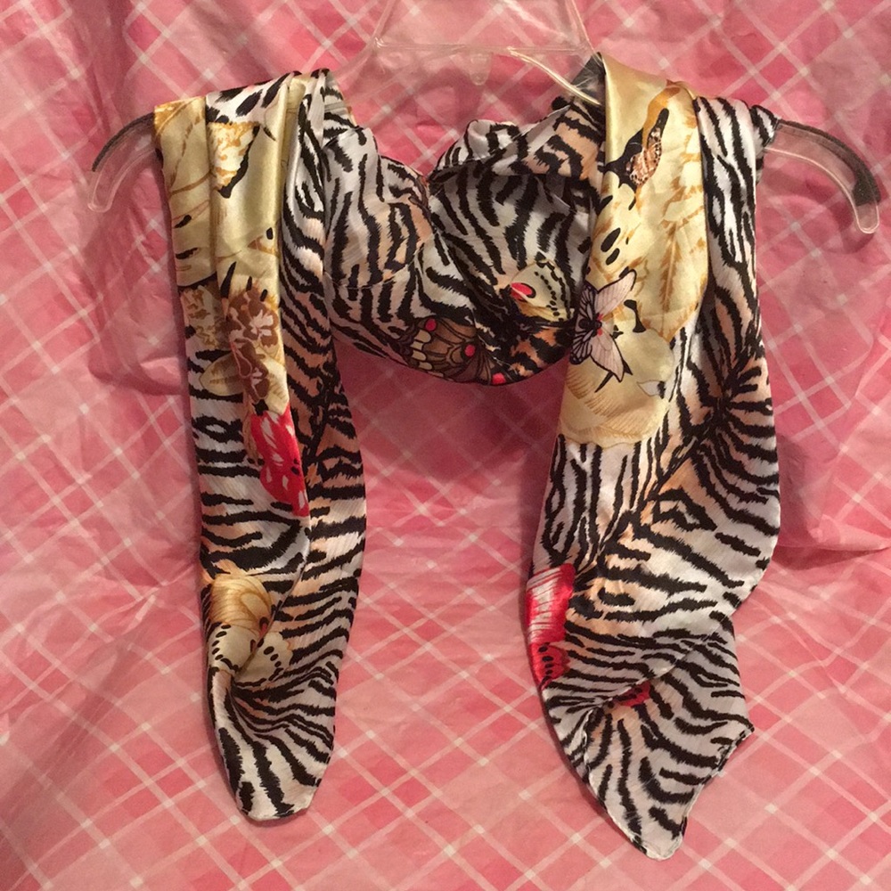 🎈SALE🎈🧣SCARF #31 ”ANIMAL & BUTTERFLIES”🧣